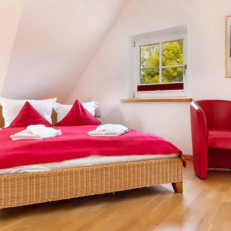 Natourlust Preetz - Kleine Rote Apartment Lancken-Granitz